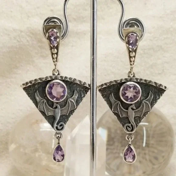 Gothic Dragon Metal Pink Stone Inlaid Pendant Alloy Earrings Vintage-inspired - Picture 3 of 7